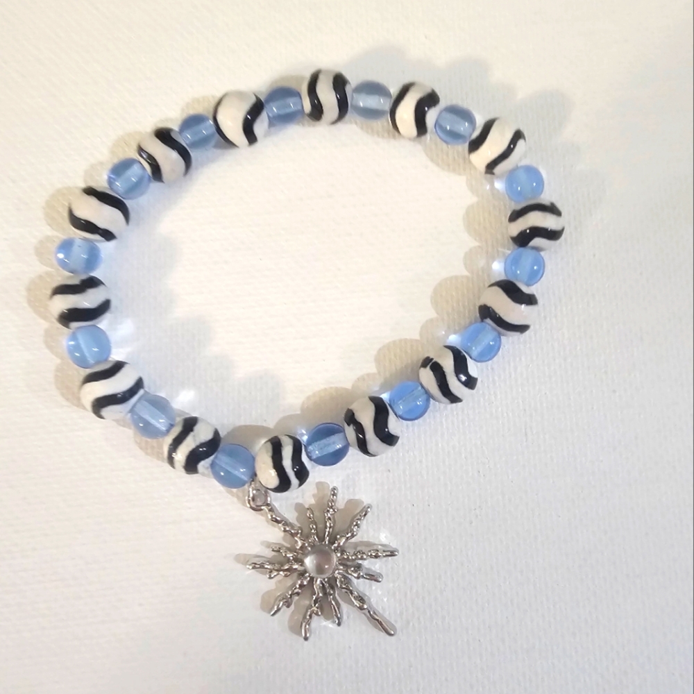Star Charm Beaded bracelet